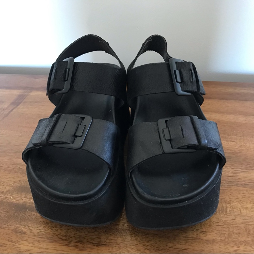 Women's Black Sandals